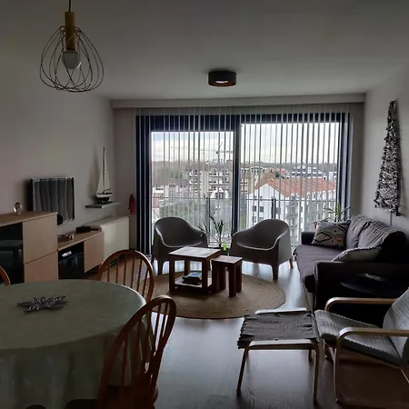 Apartment Le Char A Voile De Panne